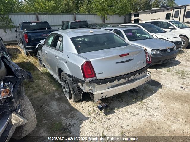 Chrysler 300 Touring L 2022 2C3CCASG1NH195117 Image 3