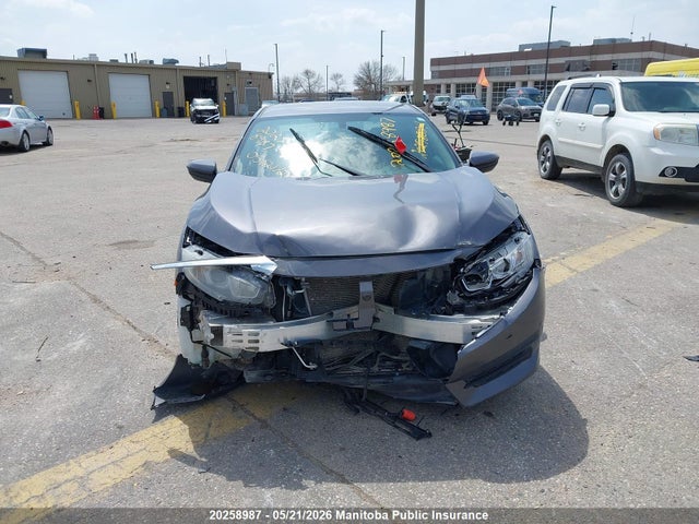 20258987 :رقم المزاد ، 2HGFC2F50JH011935 vin ، 2018 Honda Civic Lx مزاد بيع