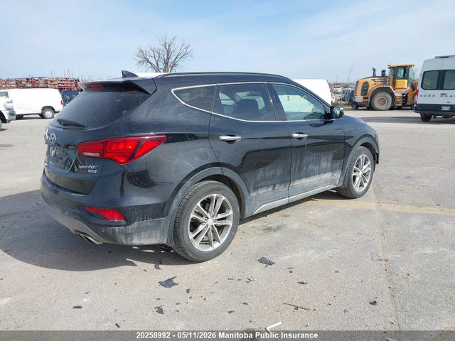 5XYZUDLA9HG404539 Hyundai Santa Fe Sport 2.0t Se