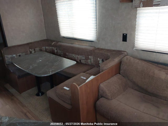 20259053 :رقم المزاد ، 1UJBJ0BR1G17X1038 vin ، 2016 Jayco Jayco Jayflight مزاد بيع