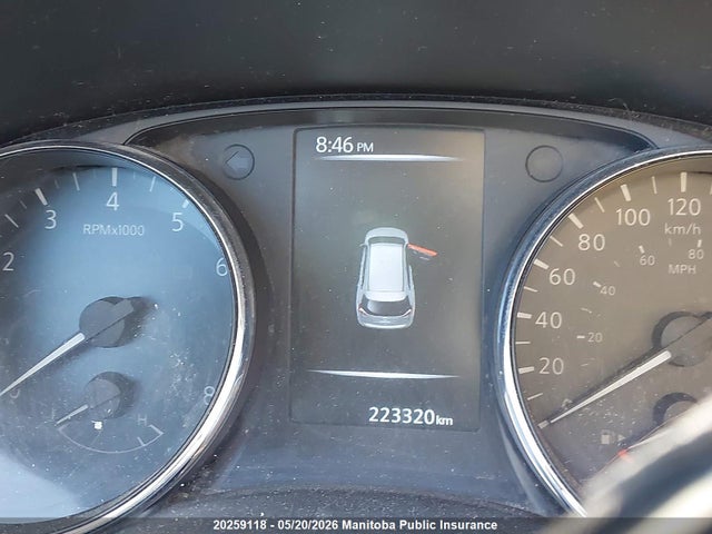 2017 Nissan Rogue S მანქანა იყიდება აუქციონზე, vin: 5N1AT2MTXHC735358, აუქციონის ნომერი: 20259118