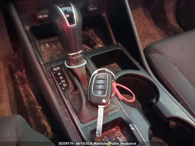 KM8J3CA4XHU304693 Hyundai Tucson