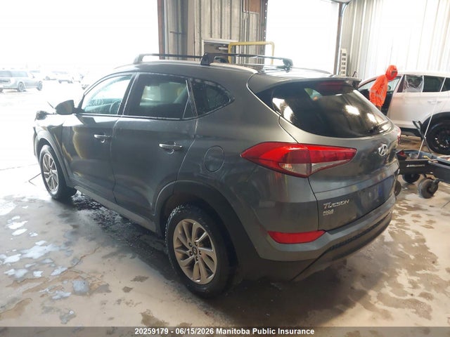 KM8J3CA4XHU304693 Hyundai Tucson