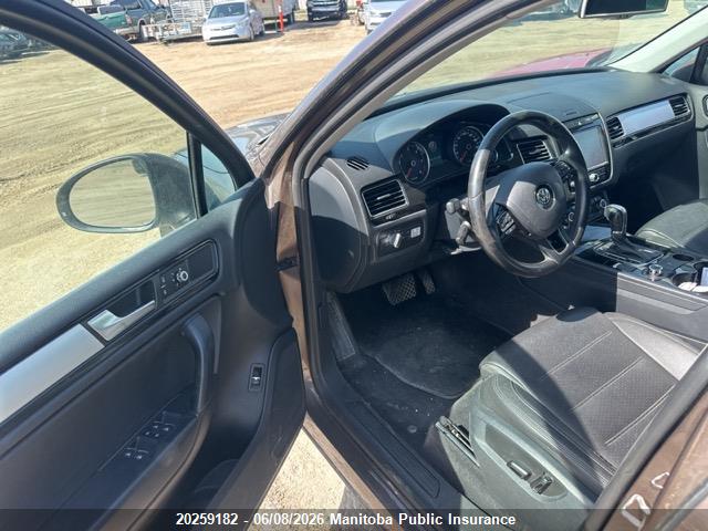 20259182 :رقم المزاد ، WVGEP9BP5ED001740 vin ، 2014 Volkswagen Touareg V6 Tdi مزاد بيع
