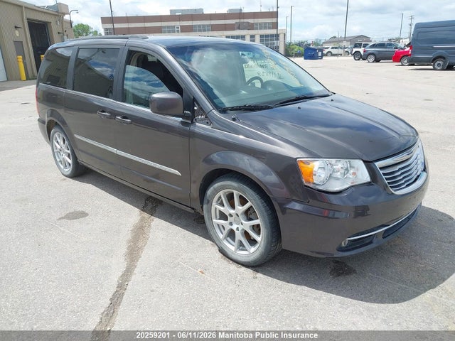 20259201 :رقم المزاد ، 2C4RC1CGXGR118828 vin ، 2016 Chrysler Town & Country Touring مزاد بيع