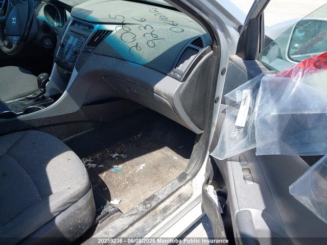 2011 Hyundai Sonata Gls მანქანა იყიდება აუქციონზე, vin: 5NPEB4AC1BH067146, აუქციონის ნომერი: 20259236