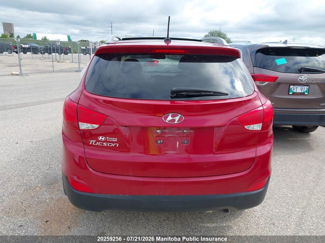 20259256 :رقم المزاد ، KM8JU3AG9FU087206 vin ، 2015 Hyundai Tucson Gls مزاد بيع