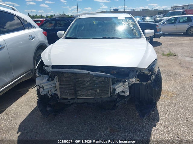 2015 Mazda Mazda3 Sport Gs Sky მანქანა იყიდება აუქციონზე, vin: 3MZBM1L73FM217010, აუქციონის ნომერი: 20259257