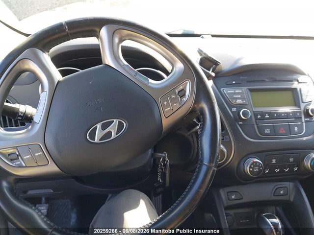 2015 Hyundai Tucson Gls მანქანა იყიდება აუქციონზე, vin: KM8JUCAG4FU073312, აუქციონის ნომერი: 20259266