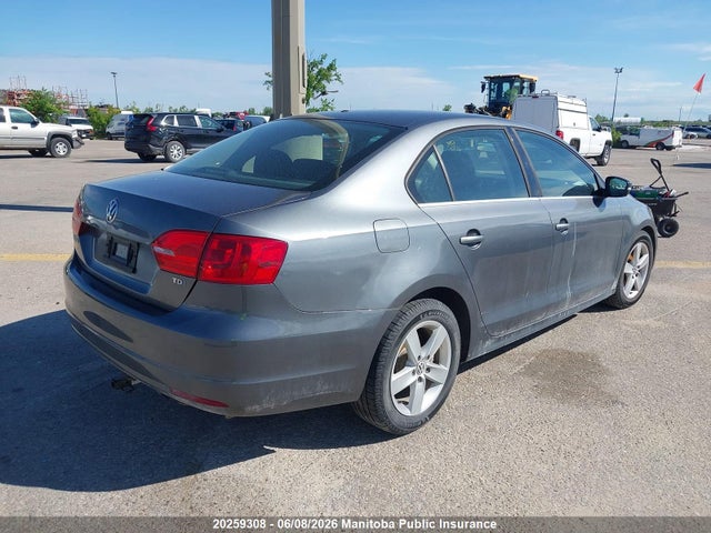 20259308 :رقم المزاد ، 3VWDL7AJ8CM375920 vin ، 2012 Volkswagen Jetta 2.0 Tdi مزاد بيع