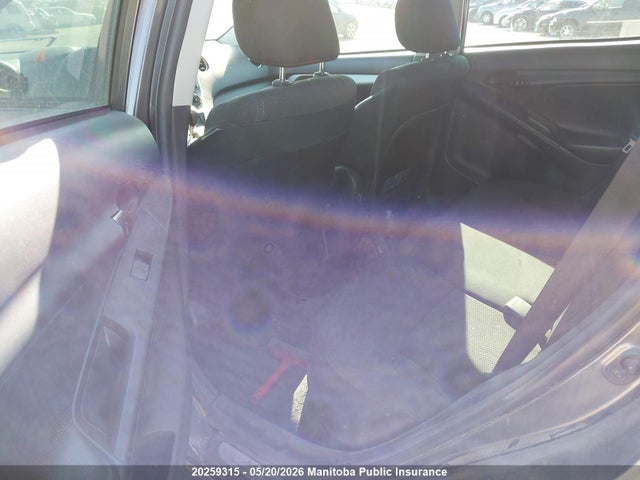 20259315 :رقم المزاد ، 2T1KU4EE6CC803382 vin ، 2012 Toyota Matrix مزاد بيع