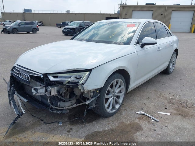 20259423 :رقم المزاد ، WAUBNAF48HN066284 vin ، 2017 Audi A4 2.0t Quattro مزاد بيع