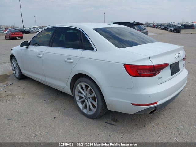20259423 :رقم المزاد ، WAUBNAF48HN066284 vin ، 2017 Audi A4 2.0t Quattro مزاد بيع