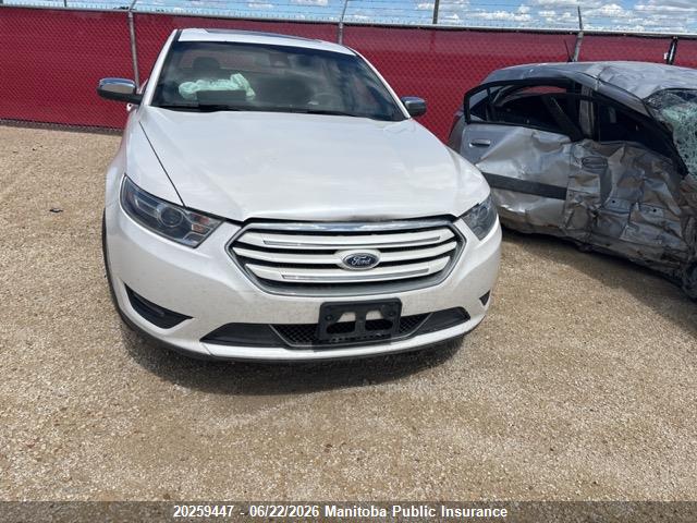 Ford Taurus Limited 2018 1FAHP2J80JG115226 Image 10