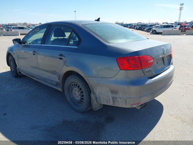 2011 Volkswagen Jetta 2.5 მანქანა იყიდება აუქციონზე, vin: 3VWDX7AJ0BM333020, აუქციონის ნომერი: 20259458