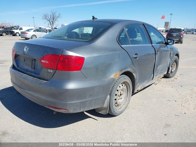 2011 Volkswagen Jetta 2.5 მანქანა იყიდება აუქციონზე, vin: 3VWDX7AJ0BM333020, აუქციონის ნომერი: 20259458