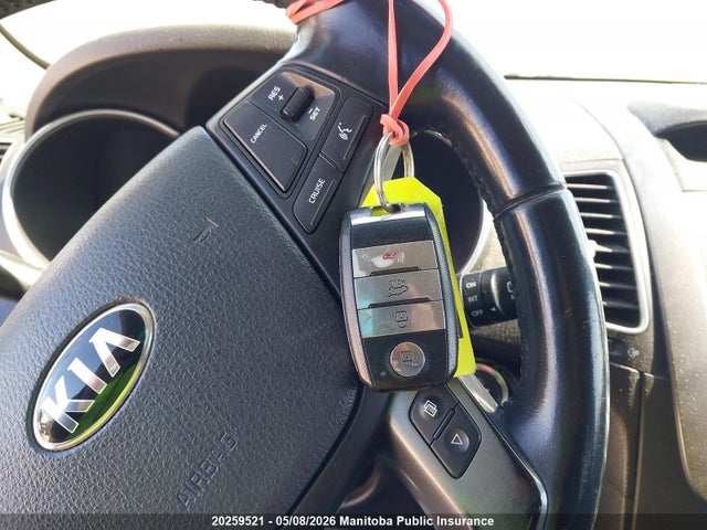 5XYKTDA70EG512071 KIA Sorento Lx V6