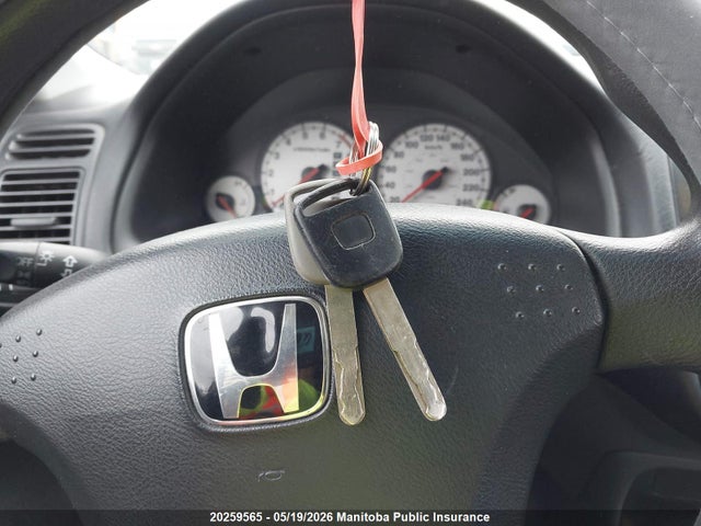 20259565 :رقم المزاد ، 2HGES16335H040102 vin ، 2005 Honda Civic Se مزاد بيع