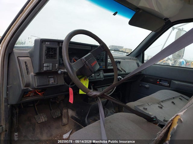 2000 Gmc  მანქანა იყიდება აუქციონზე, vin: 1GDL7H1C8YJ502353, აუქციონის ნომერი: 20259578