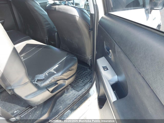 JTDZN3EU6GJ053389 Toyota PRIUS V