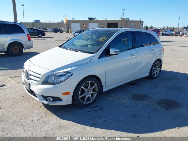 20259673 :رقم المزاد ، WDDMH4EB8DJ133333 vin ، 2013 Mercedes Benz B250 Turbo مزاد بيع