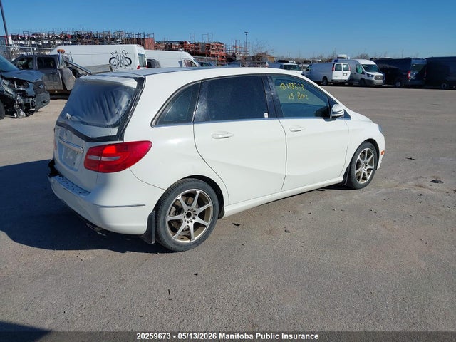 20259673 :رقم المزاد ، WDDMH4EB8DJ133333 vin ، 2013 Mercedes Benz B250 Turbo مزاد بيع