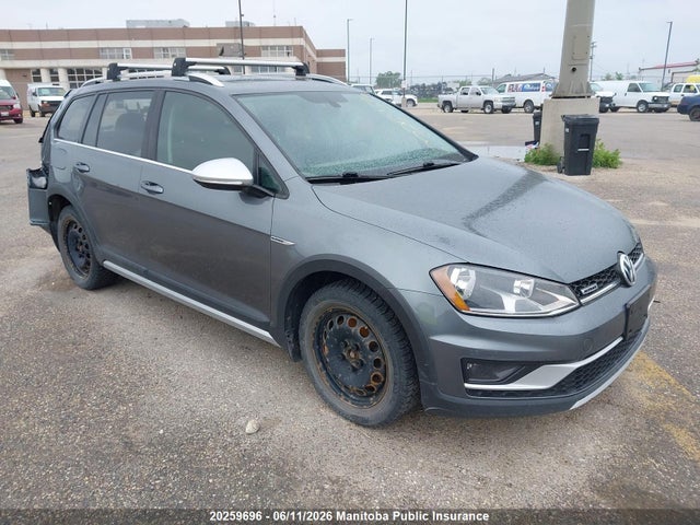 Volkswagen Golf Alltrack 1.8 Tsi 4motion 2017 3VWH17AU7HM519868 zdjęcie główne