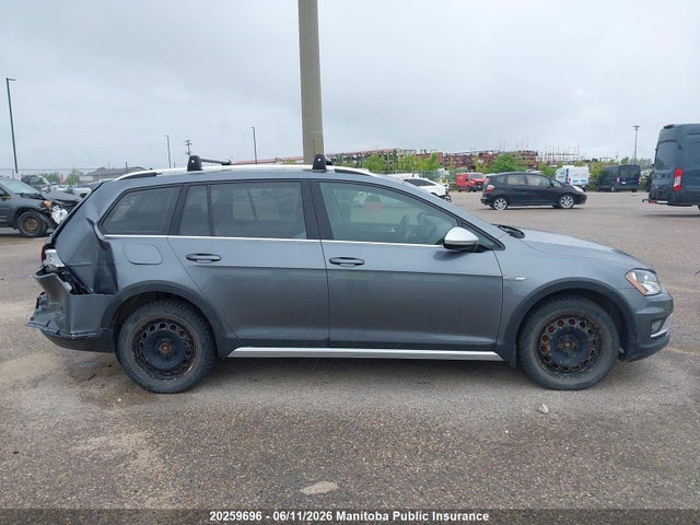 Aukcja sprzedaży 2017 Volkswagen Golf Alltrack 1.8 Tsi 4motion, vin: 3VWH17AU7HM519868, numer aukcji: 20259696