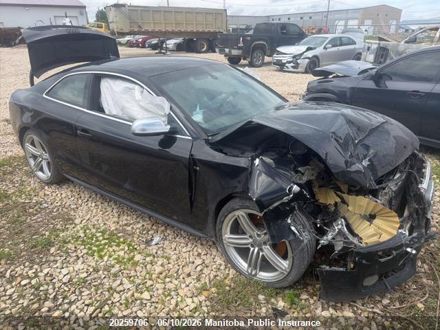 2011 Audi S5 4.2 Quattro მანქანა იყიდება აუქციონზე, vin: WAURVBFR2BA051598, აუქციონის ნომერი: 20259706