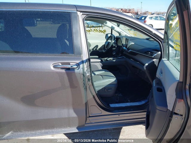 5TDGSKFC5MS023332 Toyota Sienna Xle Hybrid
