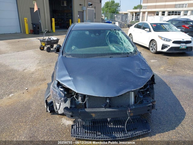 Toyota COROLLA CE 2019 2T1BURHE1KC244881 Image 12