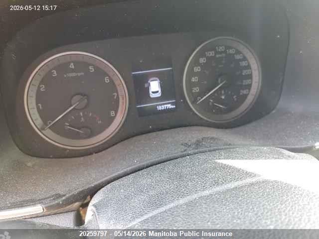 KM8J23A4XKU003755 Hyundai Tucson Essential