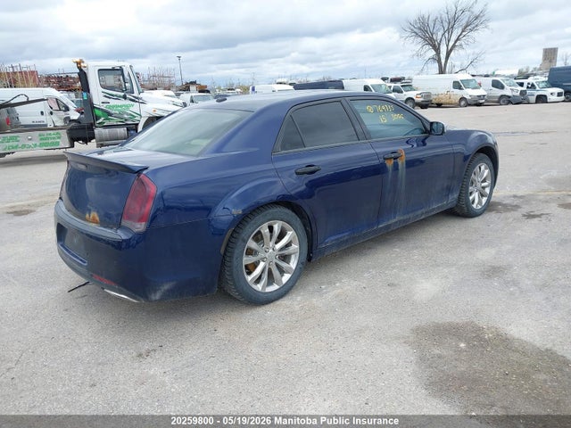 2C3CCASG3FH769735 Chrysler 300C