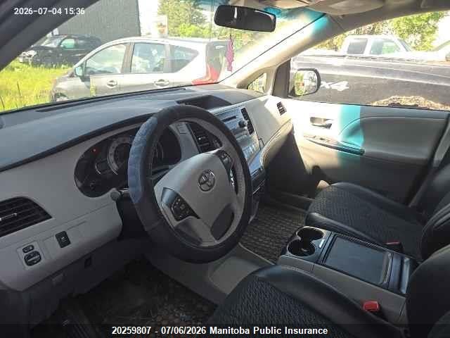 2012 Toyota Sienna Se V6 მანქანა იყიდება აუქციონზე, vin: 5TDXK3DC9CS221645, აუქციონის ნომერი: 20259807