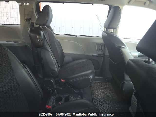 2012 Toyota Sienna Se V6 მანქანა იყიდება აუქციონზე, vin: 5TDXK3DC9CS221645, აუქციონის ნომერი: 20259807