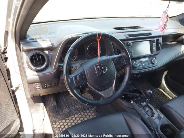 2T3JFREV5HW634097 Toyota RAV4 SE