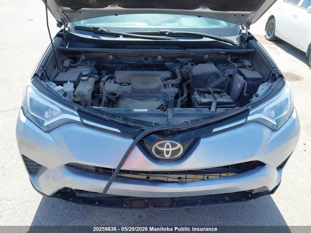 2T3JFREV5HW634097 Toyota RAV4 SE