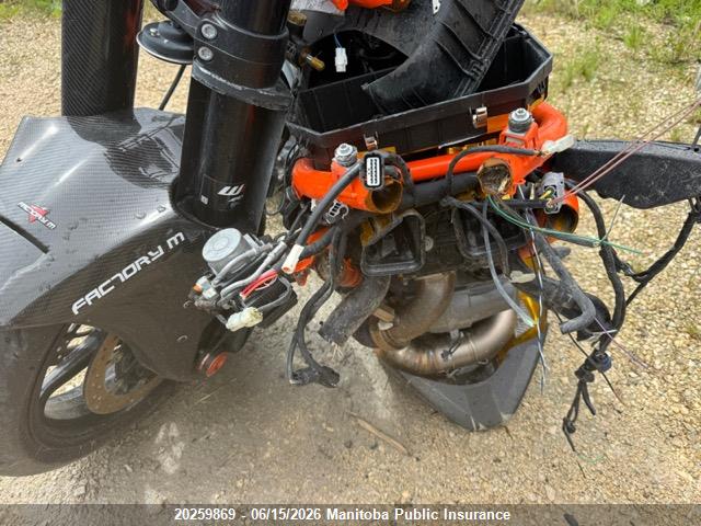 KTM 1390 Super Duke R Evo 2024 VBKV39405RM989770 Image 10