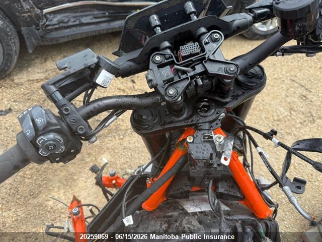 KTM 1390 Super Duke R Evo 2024 VBKV39405RM989770 Image 3