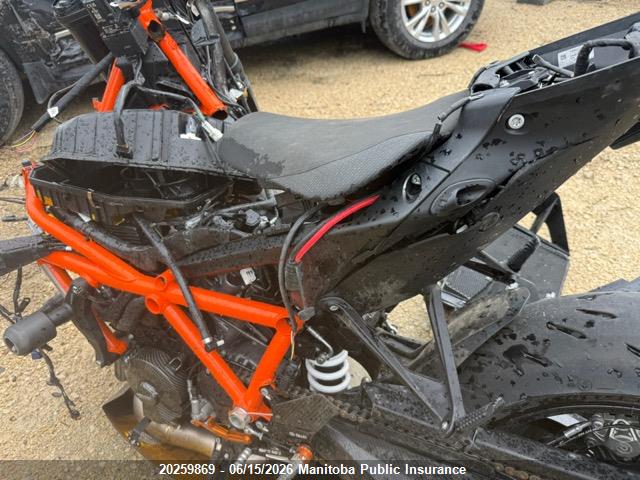 KTM 1390 Super Duke R Evo 2024 VBKV39405RM989770 Image 5
