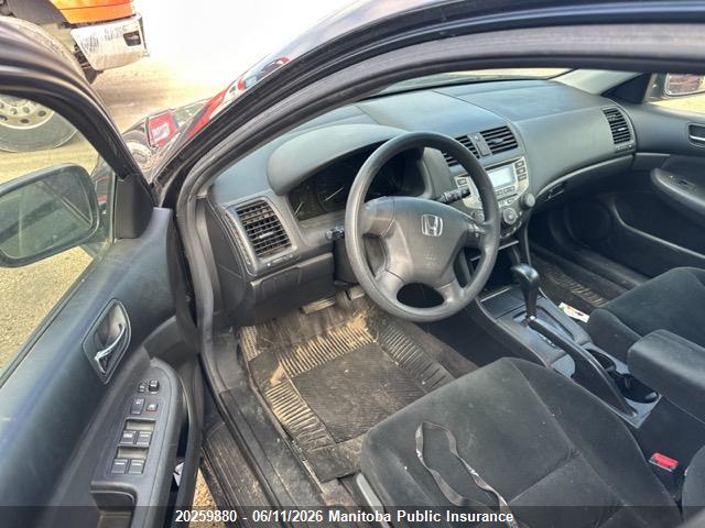 20259880 :رقم المزاد ، 1HGCM56106A805323 vin ، 2006 Honda Accord Dx مزاد بيع