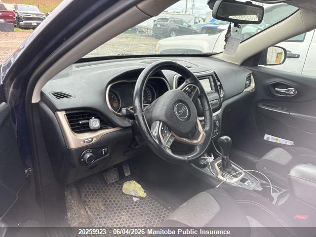 Продажа на аукционе авто 2015 Jeep Cherokee Sport, vin: 1C4PJMAB5FW665808, номер лота: 20259923