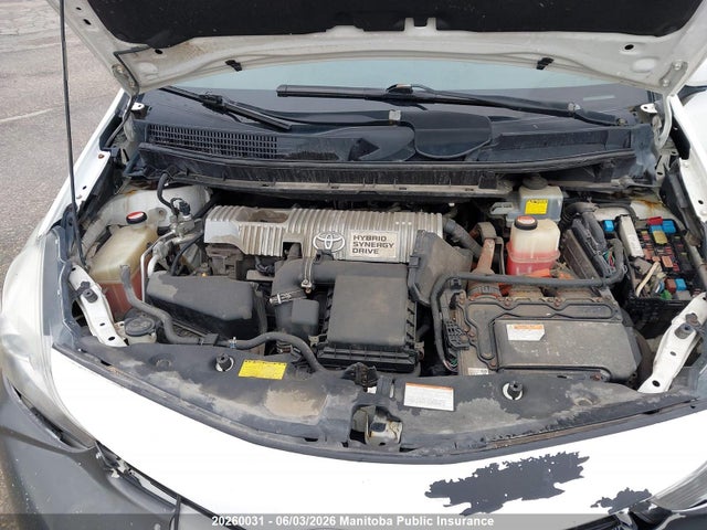 20260031 :رقم المزاد ، JTDZN3EU2FJ029167 vin ، 2015 Toyota Prius V مزاد بيع