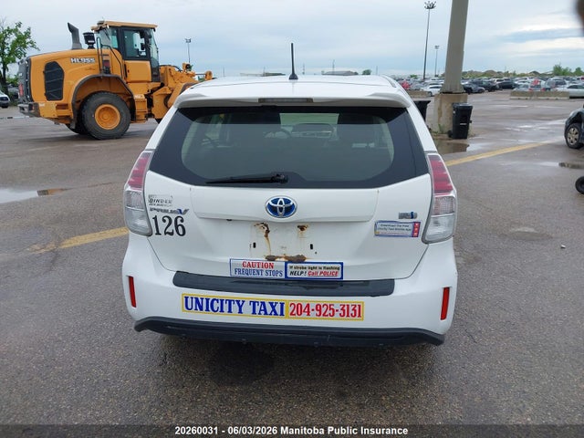 20260031 :رقم المزاد ، JTDZN3EU2FJ029167 vin ، 2015 Toyota Prius V مزاد بيع