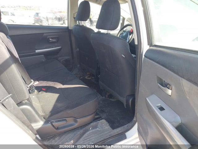JTDZN3EU2JJ076028 Toyota PRIUS V