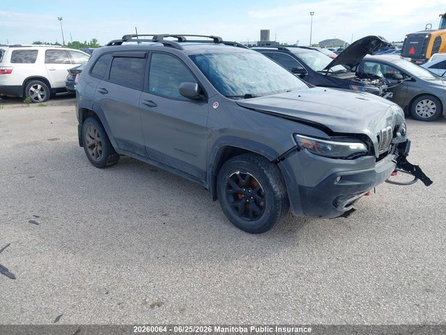 20260064 :رقم المزاد ، 1C4PJMBX4KD451439 vin ، 2019 Jeep Cherokee Trailhawk مزاد بيع