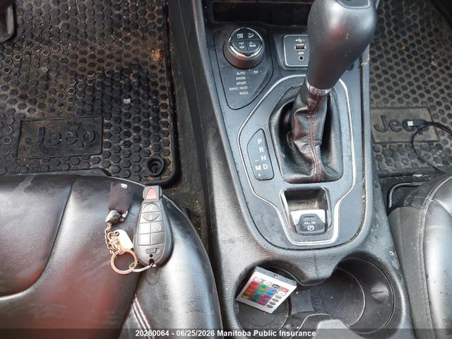 20260064 :رقم المزاد ، 1C4PJMBX4KD451439 vin ، 2019 Jeep Cherokee Trailhawk مزاد بيع