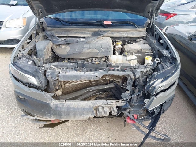 20260064 :رقم المزاد ، 1C4PJMBX4KD451439 vin ، 2019 Jeep Cherokee Trailhawk مزاد بيع