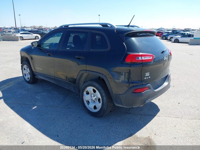 1C4PJMAB9GW354397 Jeep Cherokee Sport