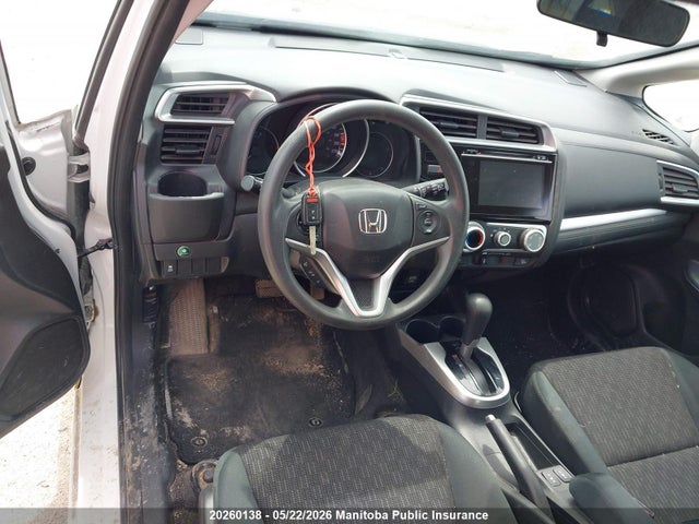 20260138 :رقم المزاد ، 3HGGK5H58FM102336 vin ، 2015 Honda Fit Lx مزاد بيع